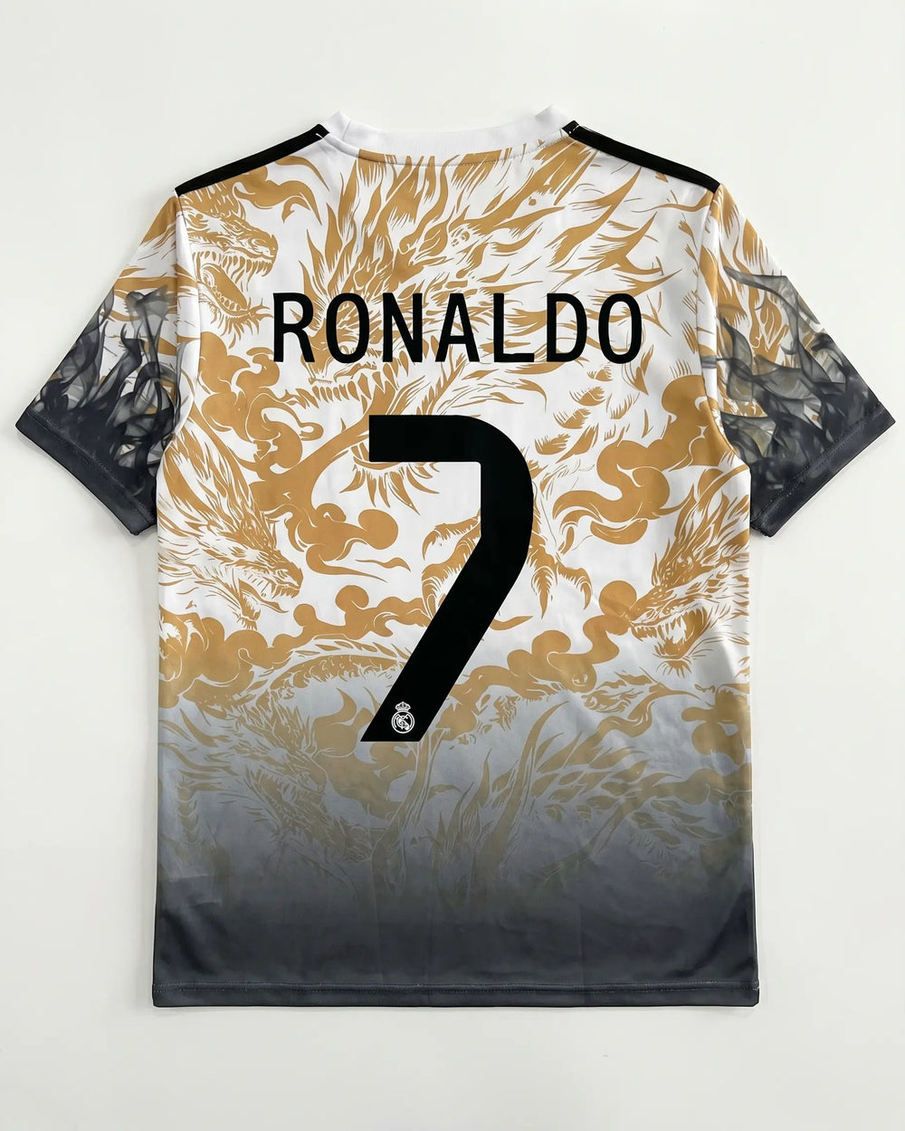 Sports jersey with 'RONALDO' and number '7' on a white background